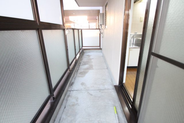 ファミール金岡のバルコニー