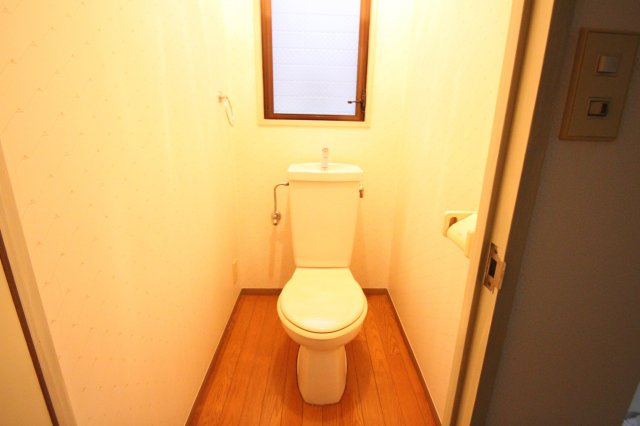 ファミール金岡のトイレ