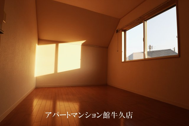 ドールハウスの洋室