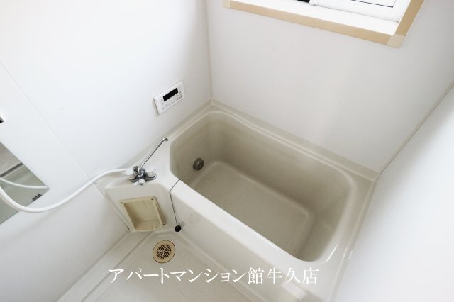 ドールハウスの浴室