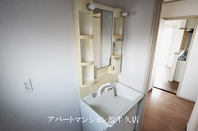 ドールハウスの独立洗面台