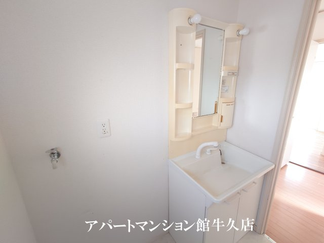 ドールハウスの独立洗面台