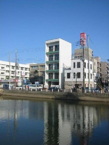 セレス山下町の外観