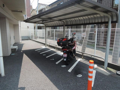 【その他共用部分】 | レグザ横浜磯子 | バイク置場