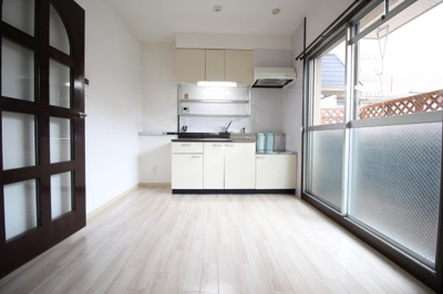 【居間・リビング】 | プレアール南亀井Ⅱ