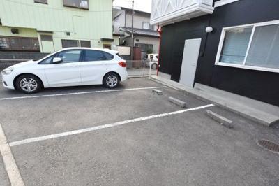 【駐車場】 | ポルシェ厚木旭町