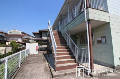 【エントランス】 | Ｓｕｒｐｌｕｓ　Ｔｗｏ　ハピネス