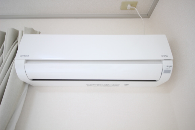 【設備】 | セシル豊浜 | エアコン２基設備です