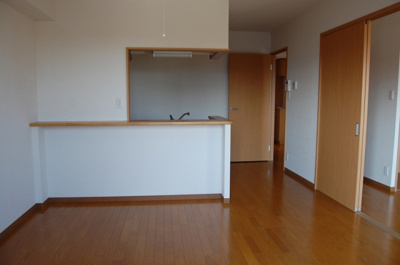 【設備】 | プリリアンスＴＡＫＥＫＯＳＨＩ | 家事をしながらでもリビングを見渡せるカウンターキッチン