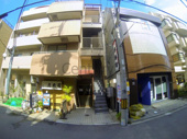 アーネスト坂田の画像