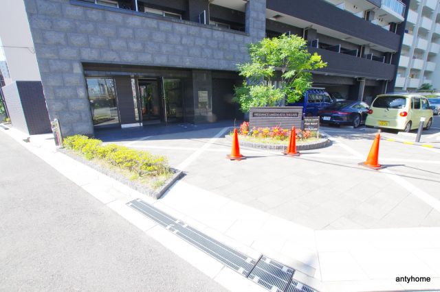 プレサンス梅田北ザ・ライブ　仲介手数料無料のエントランス