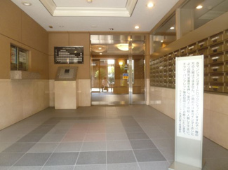 【エントランス】