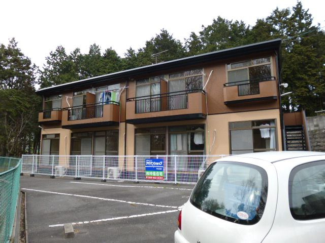 倉敷市鳥羽のアパートの外観
