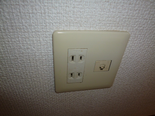 ニューシティウエストリバーのその他|電話モジュラー
