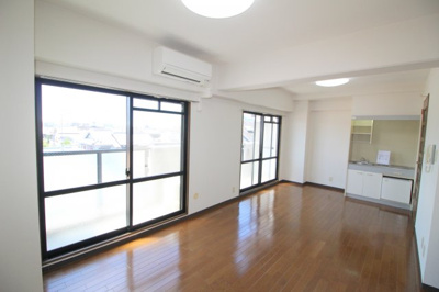 【居間・リビング】 | ユニバーサルマンション