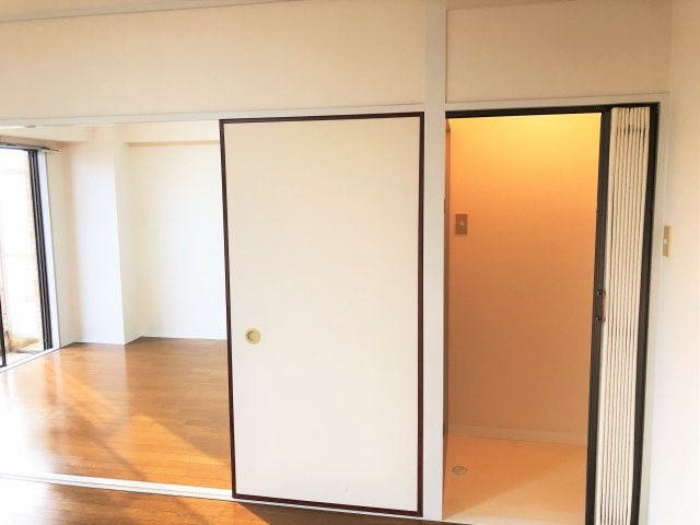 長生郡白子町剃金の賃貸マンションの内装