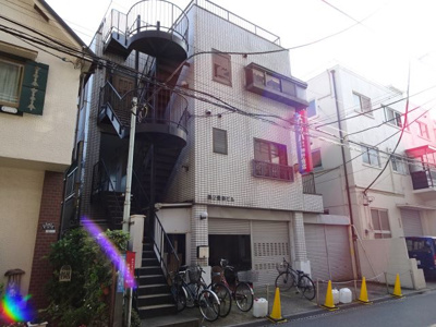 【外観】 | 第２豊新ビル | 第２豊新ビル　日暮里駅から徒歩７分・三河島駅から徒歩６分の好立地！閑静な住宅街で静かな環境！１９８４年１１月築の３階建てタイル張りマンション！