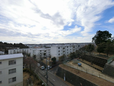 【展望】 | 川和団地５号棟 | 4階部分からの眺望♪