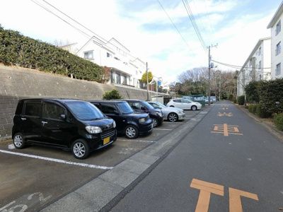 【駐車場】 | 川和団地５号棟