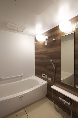 【浴室】 | LA MIA CASA | 手足を伸ばしてゆったりと入浴を楽しめる1418大型バスルーム