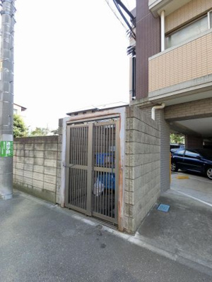 【その他共用部分】 | ドメス新川崎 | ゴミ置き場