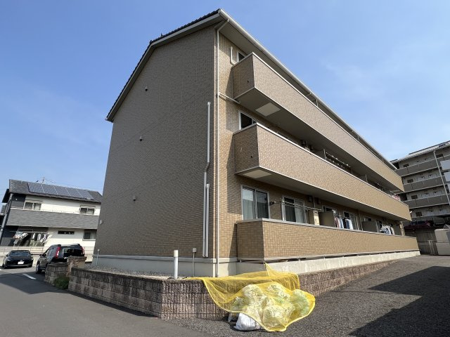 ルミエール新道