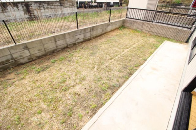 【庭】 | リーヴァ妹尾A棟