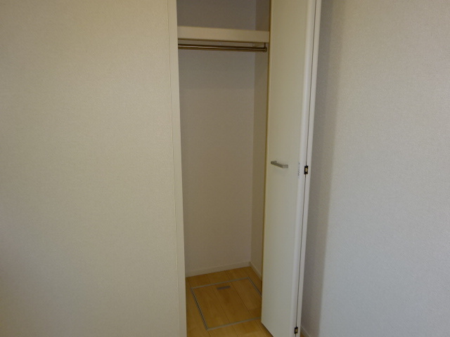 グレイス茶屋町駅前Ｂの収納|クローゼット