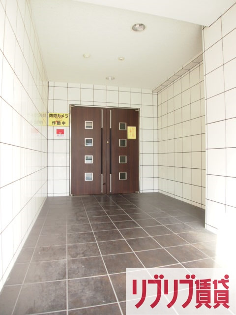 ハイトピア千葉のエントランス