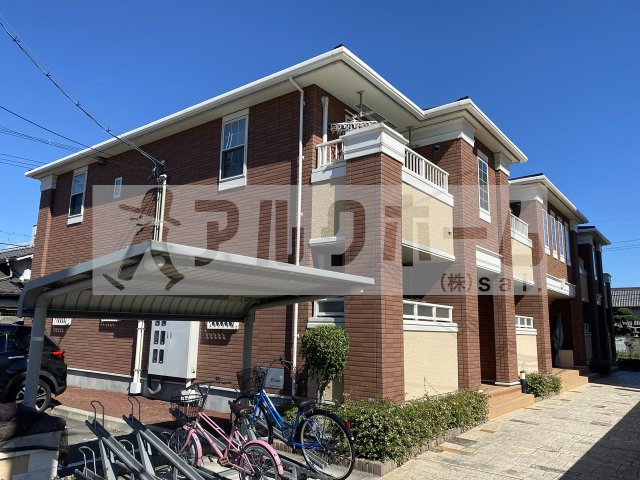 ピース山城の外観