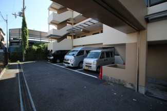 【駐車場】