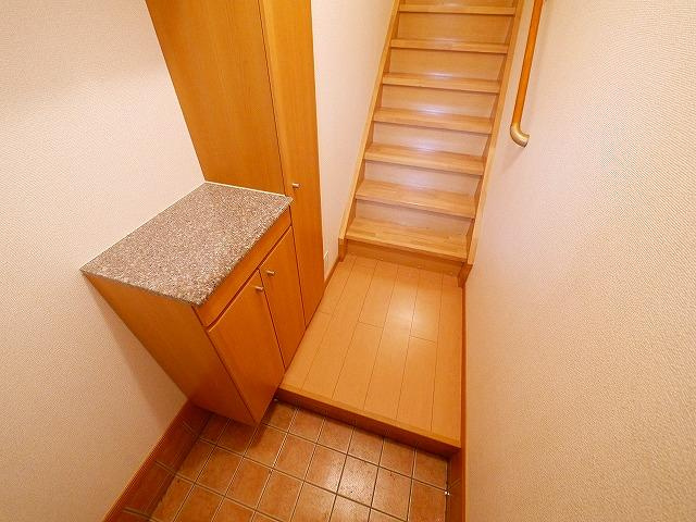 コモドビラⅧの玄関|シンプルで使いやすい玄関です