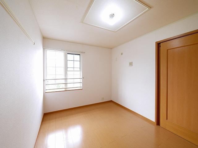 コモドビラⅧの寝室|使い勝手のいい寝室です