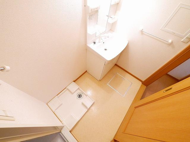 コモドビラⅧの洗面所|広い洗面スペース