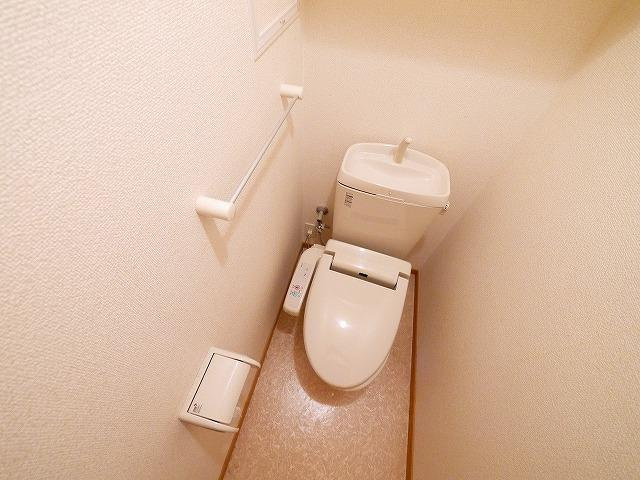 コモドビラⅧのトイレ|清潔感のあるトイレです