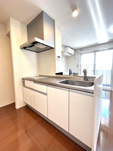 オーベル向中野Bのキッチン