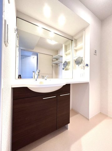 オーベル向中野Bの独立洗面台