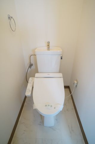 シャルムオーリンⅠのトイレ|ウォシュレット新設！