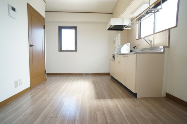 シャルムオーリンⅠの居間・リビング