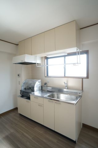 シャルムオーリンⅠのキッチン