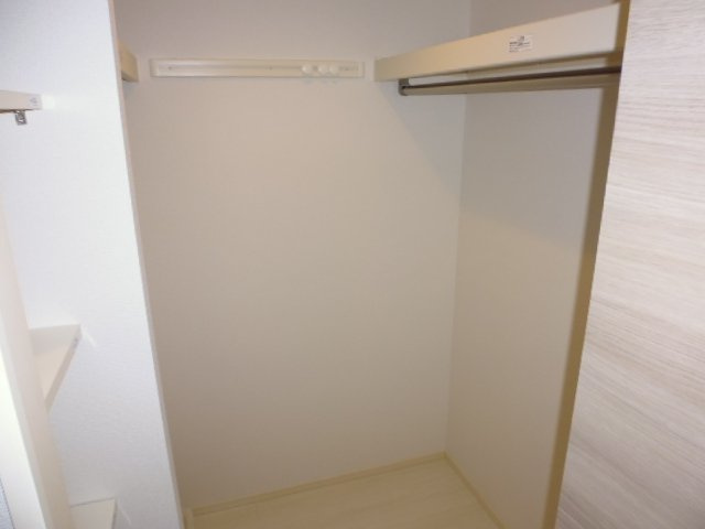 ラルーチェの収納|ウォークインクローゼット