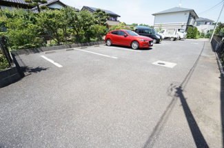 【駐車場】