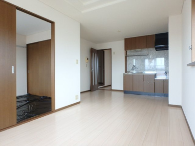 【居間・リビング】 | ティーワイケイ