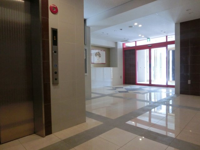 サンサンなんば弐番館のロビー