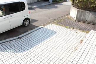【駐車場】