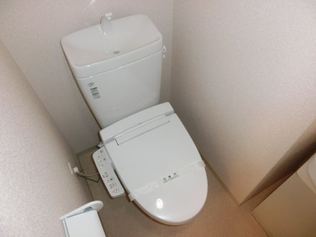 ラグゼ十三東のトイレ