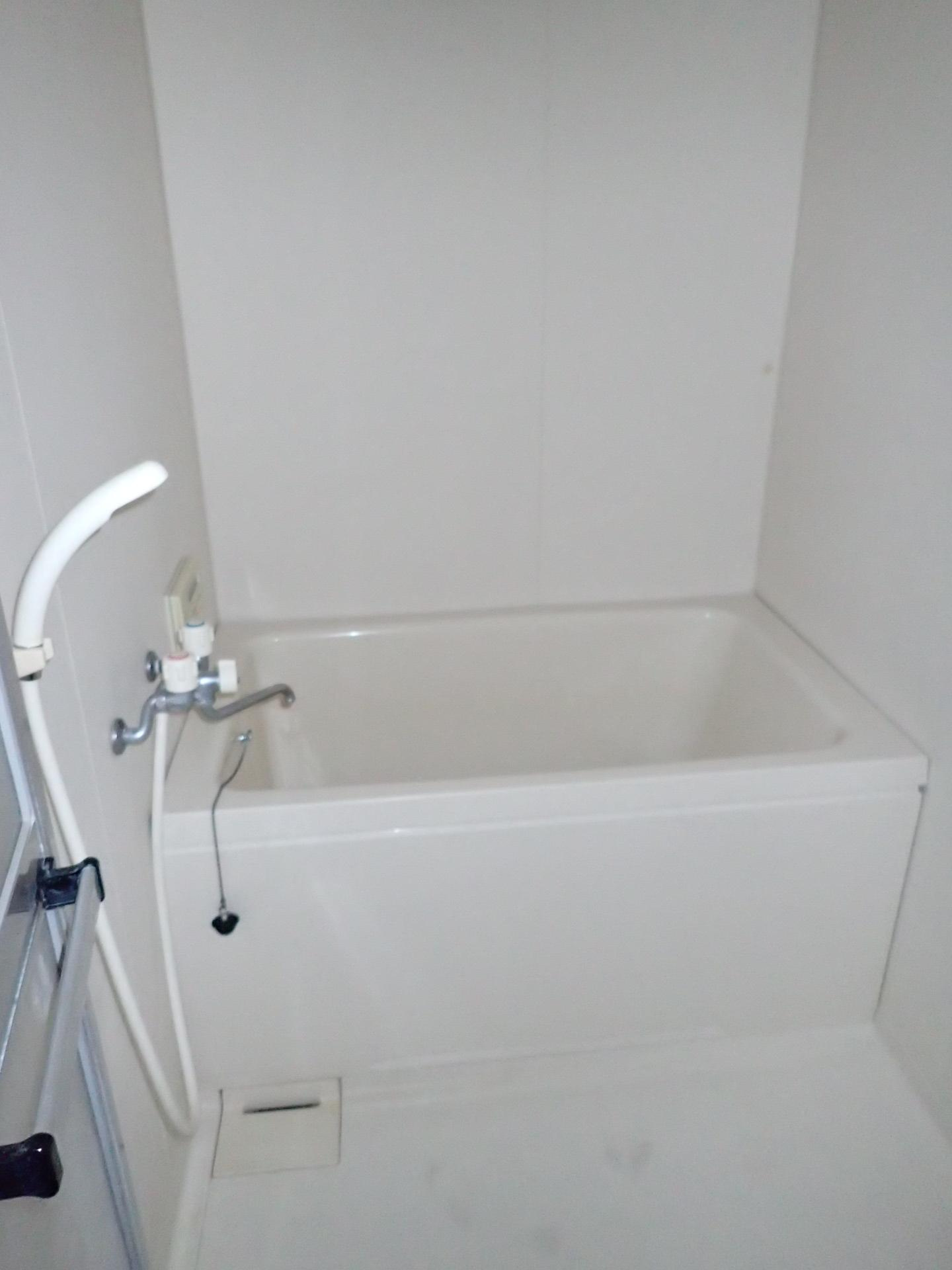 ピアノ第一ビルの浴室