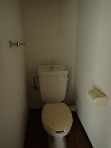 ピアノ第一ビルのトイレ