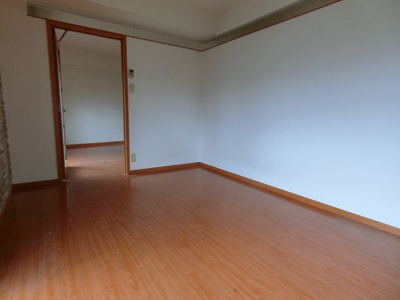 【洋室】 | ファラオ萬野