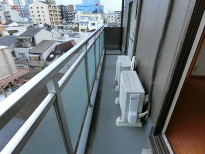 【バルコニー】 | ファラオ萬野